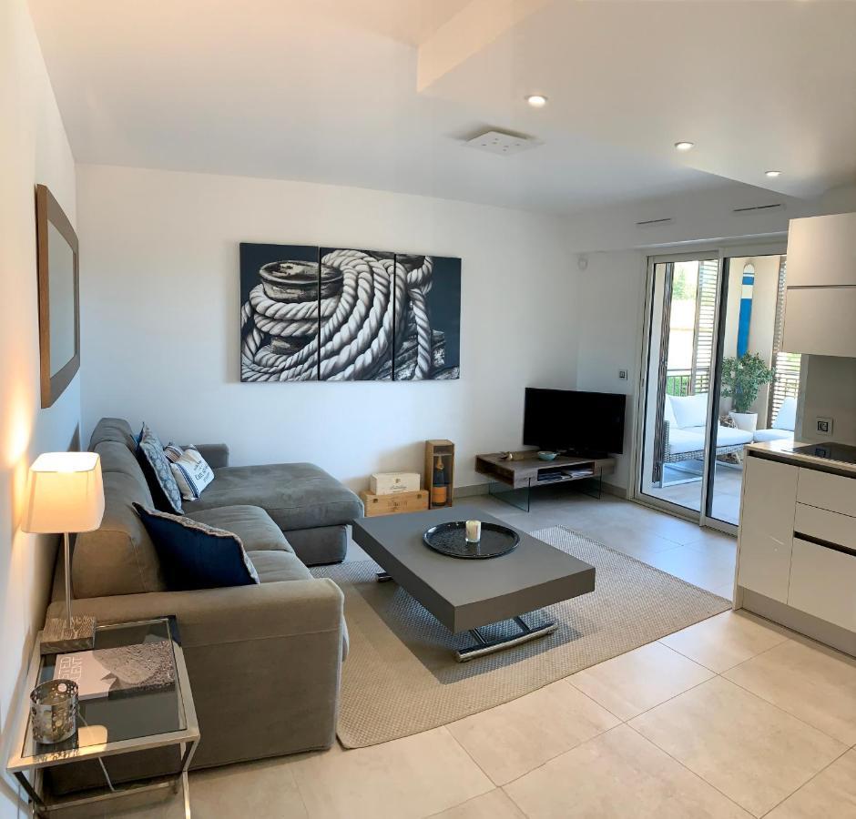 Exclusive Resort Apartments With Parking Saint Tropez Bagian luar foto