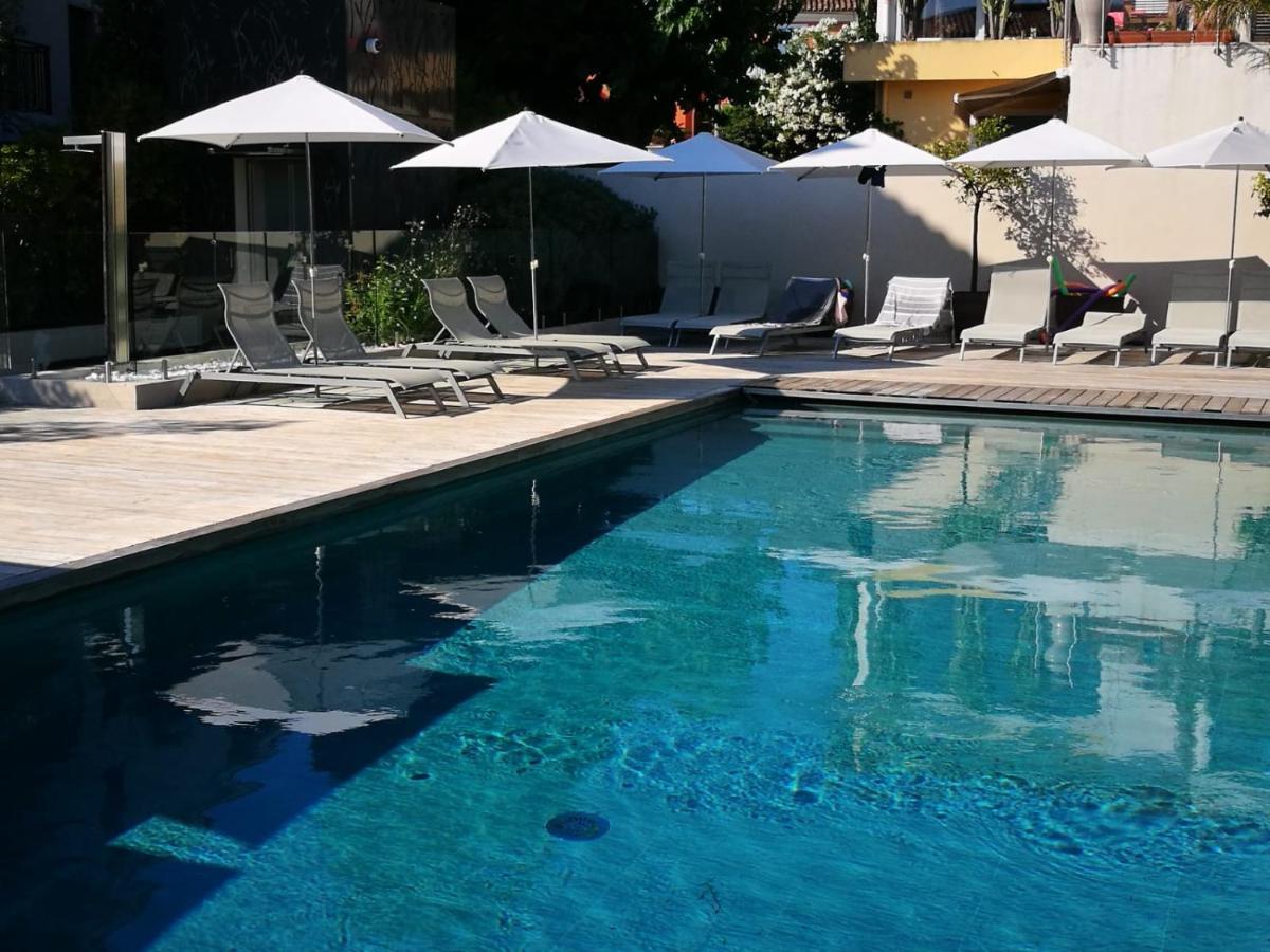 Exclusive Resort Apartments With Parking Saint Tropez Bagian luar foto