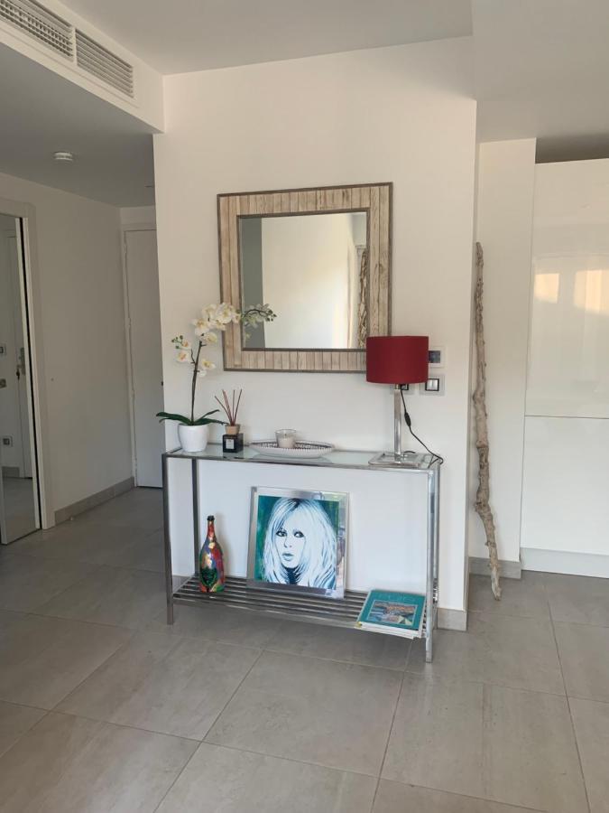 Exclusive Resort Apartments With Parking Saint Tropez Bagian luar foto