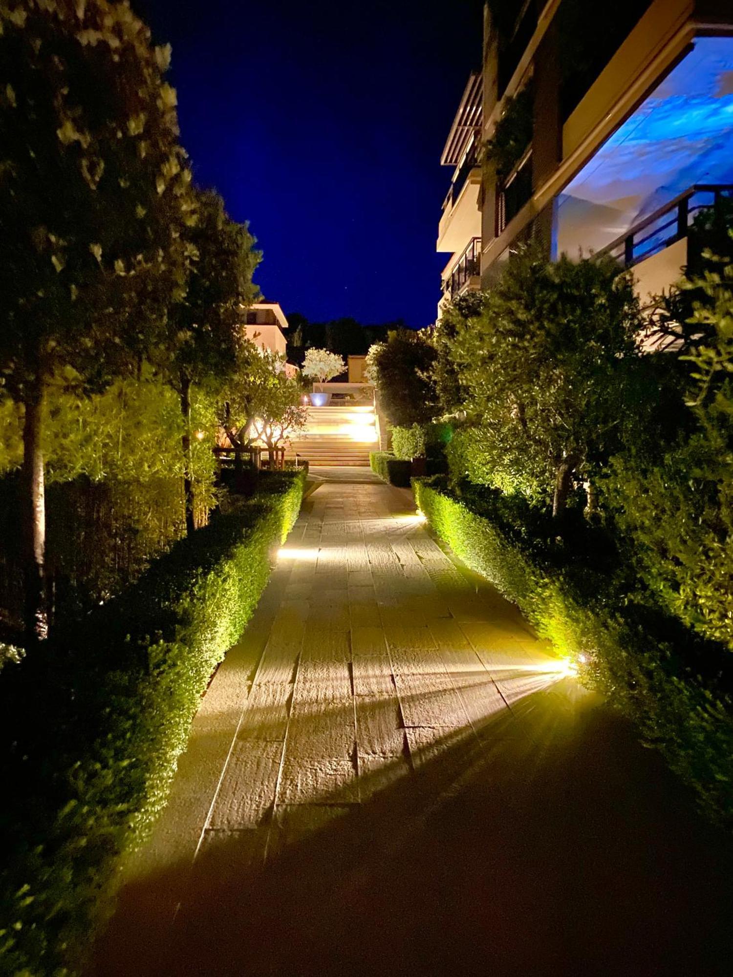 Exclusive Resort Apartments With Parking Saint Tropez Bagian luar foto